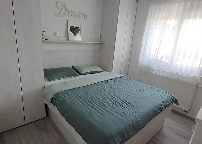 Apartament Modern With Big Terrace In *